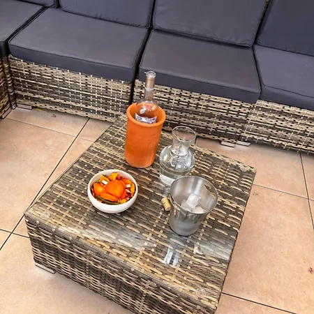 La Terrasse Du Merle - Center